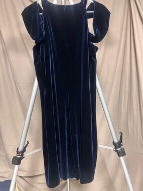Elegant Ralph Lauren  Navy Velvet Cold-Shoulder Dress 16P
